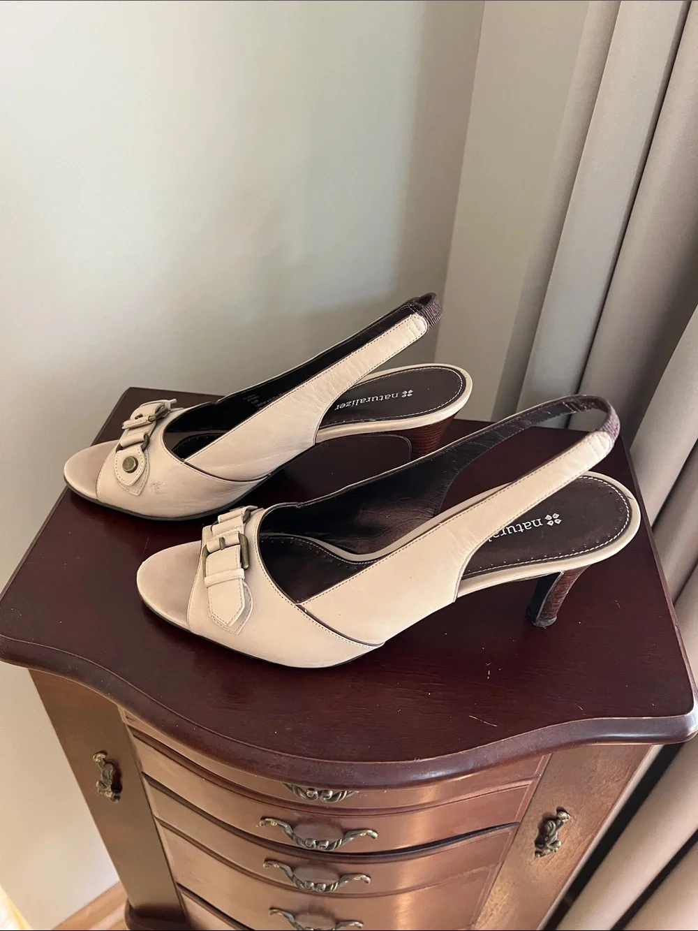 Naturalizer - Beige Open-Toe Slingback Heels with Buckle Accent - 9.5